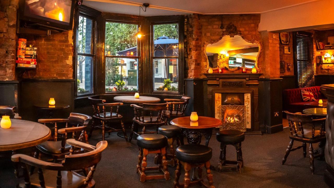 The Foresters Arms Kingston upon Thames  Bagian luar foto